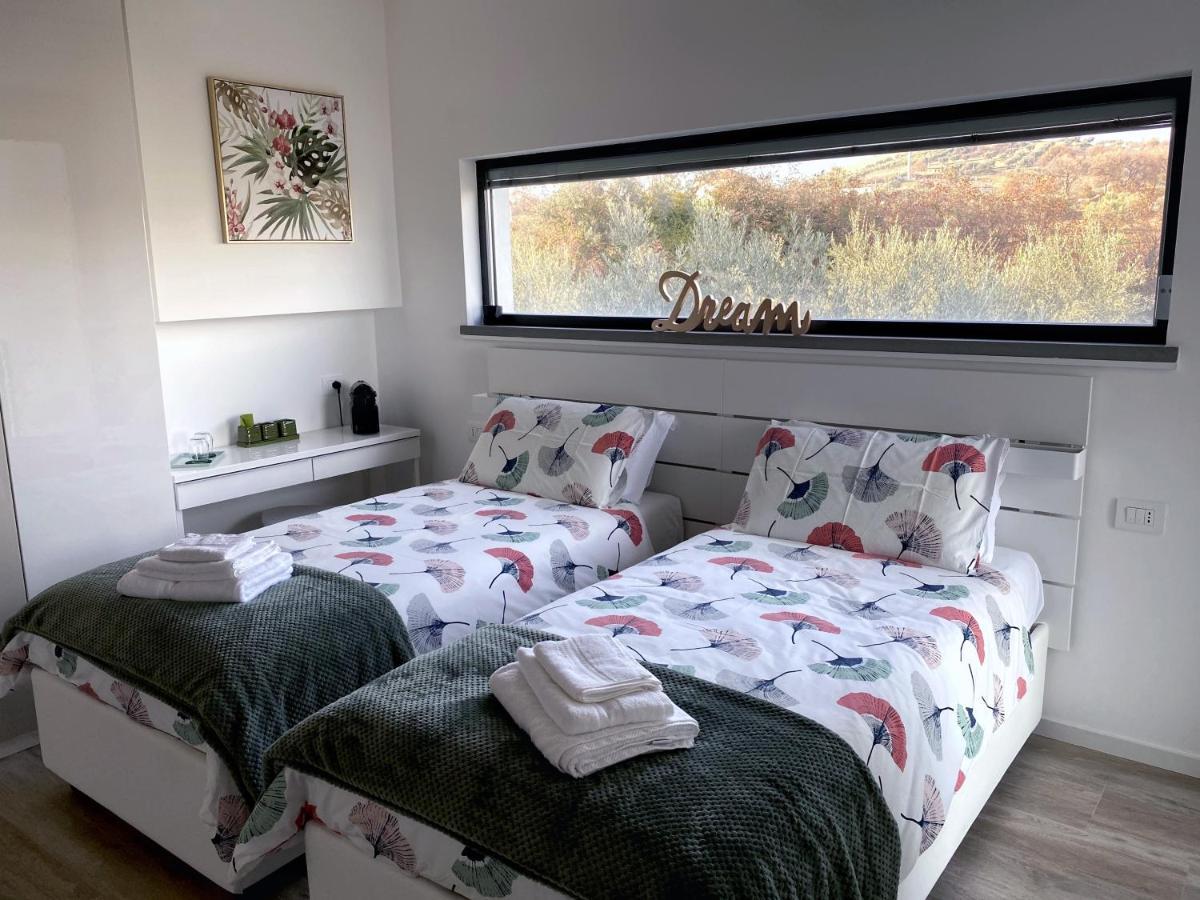 B&B La Villetta Bellante Bagian luar foto